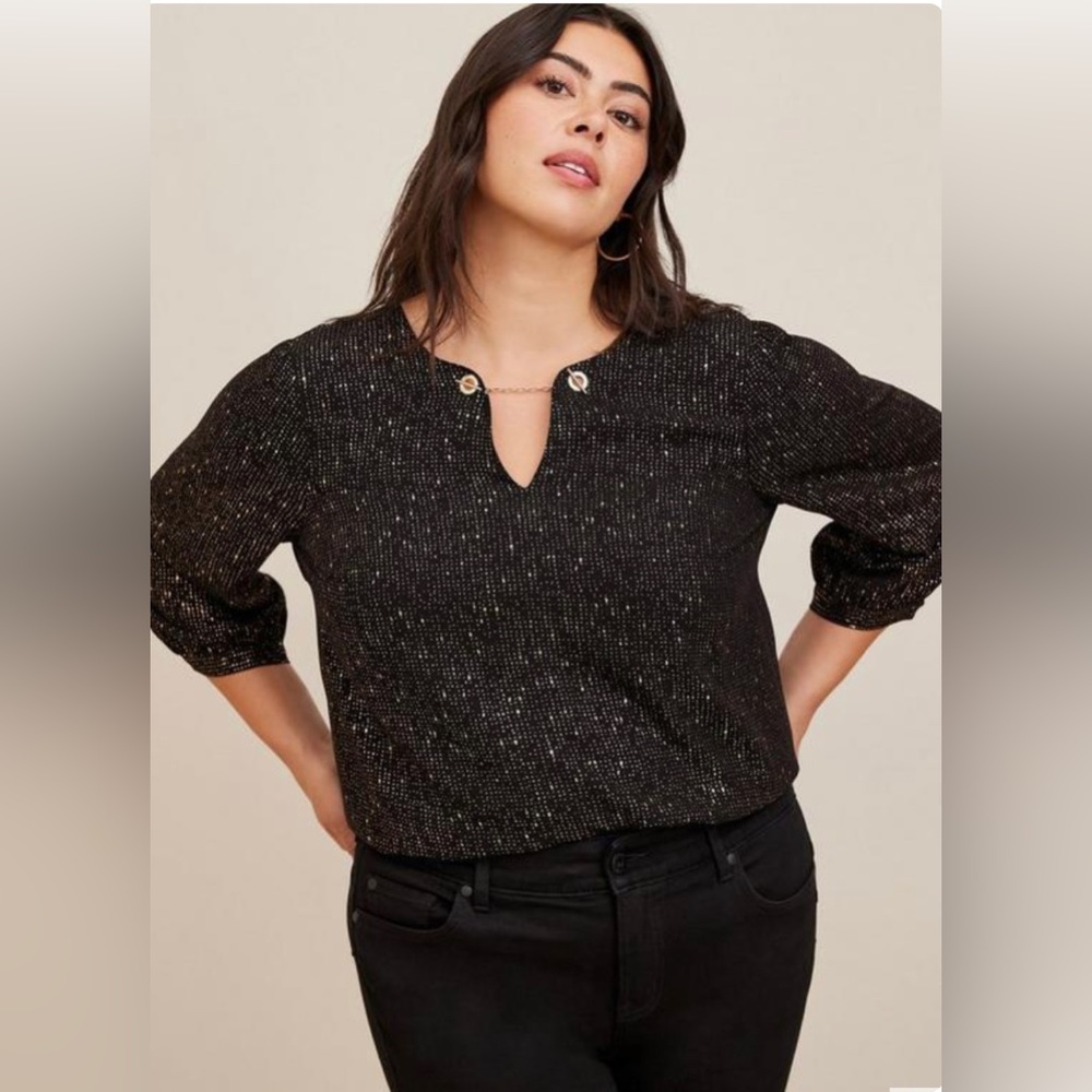 Torrid Black and Gold Crepe Chain Detail Blouse 2X